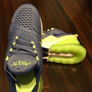 Nike Air Max 270. New without box. Blue and green.